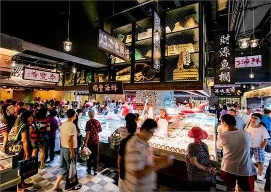 本湾市场：香港首家电子街市