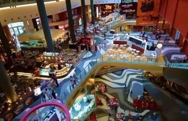 新加坡Iluma购物中心