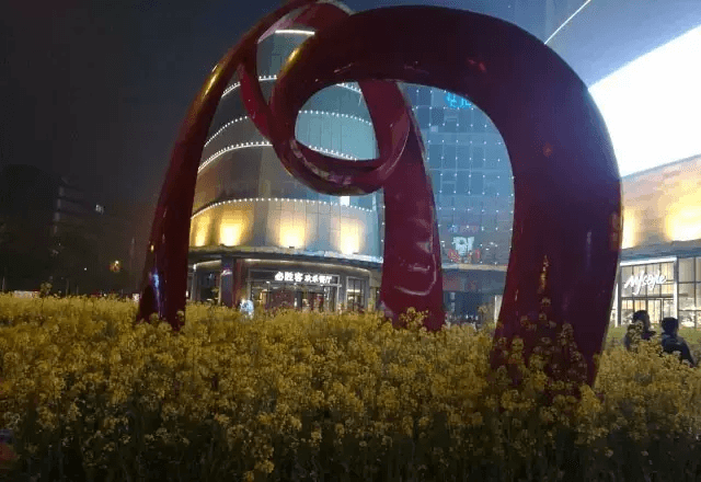 维佳佰港城广场